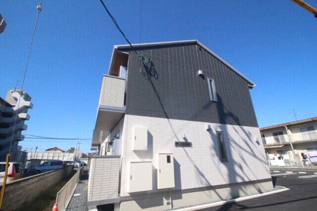 マーメゾン新福の物件外観写真