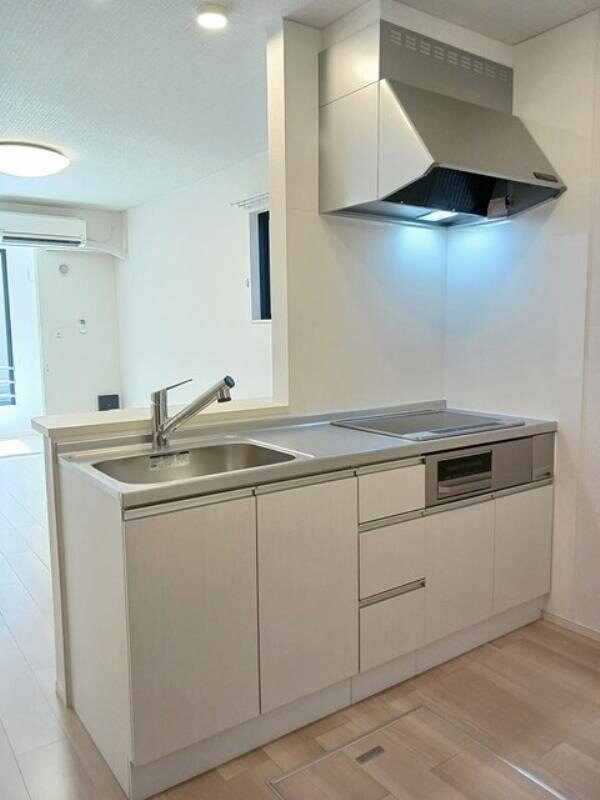 コンテルミナスの物件内観写真