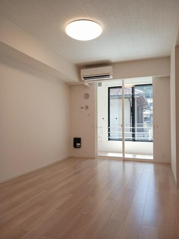 コンテルミナスの物件内観写真