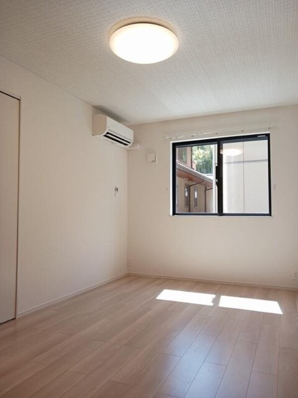 コンテルミナスの物件内観写真