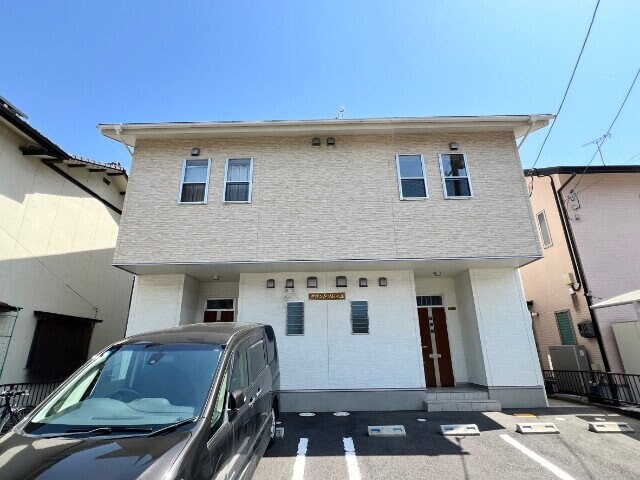 グランドソレーユの物件外観写真