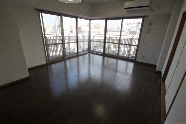 ファミールタワープラザ岡山の物件内観写真