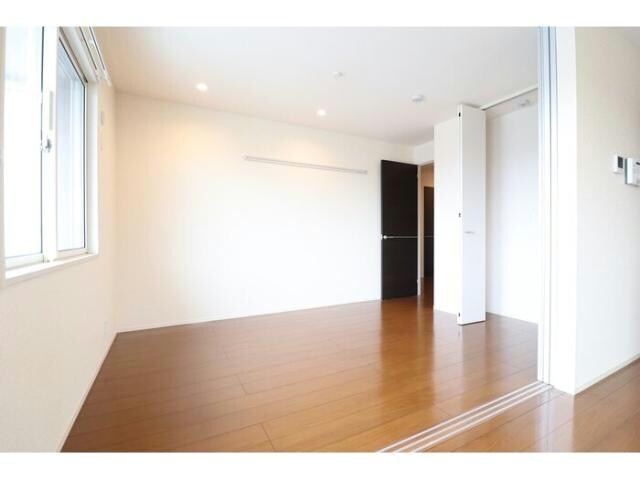 ラ　ルーチェの物件内観写真