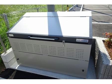 フランシーズの物件外観写真