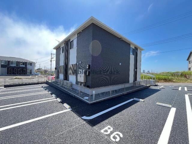 Ａｍｂｉｔｉｏｎ Ⅳの物件外観写真