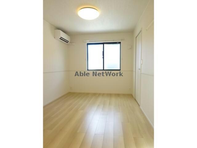 ロワゾーブルーOの物件内観写真