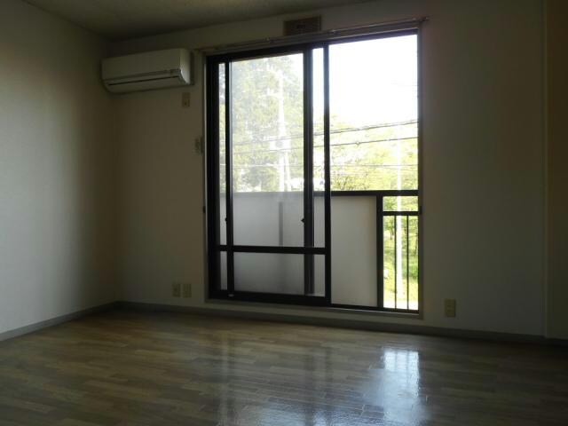 ﾎﾞﾅｰﾙ(三里塚御料)の物件内観写真