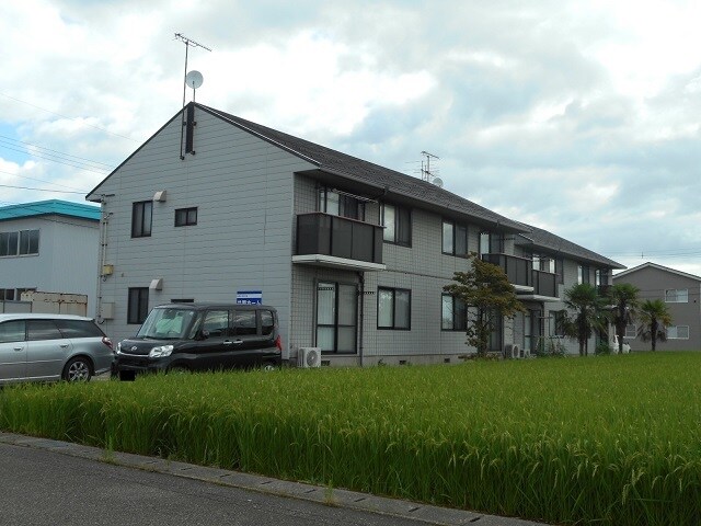 Ｅｔｅｒｕｎａ Ｇｒａｔｉｔｕｄの物件外観写真