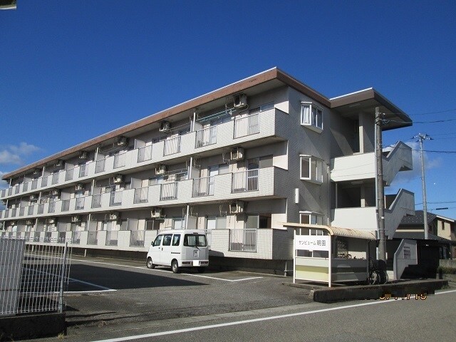 サンビューム明園の物件外観写真