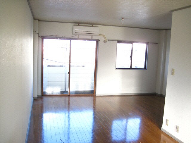 サンドーマ赤塚の物件内観写真