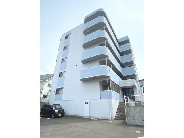 AZUR431の物件外観写真