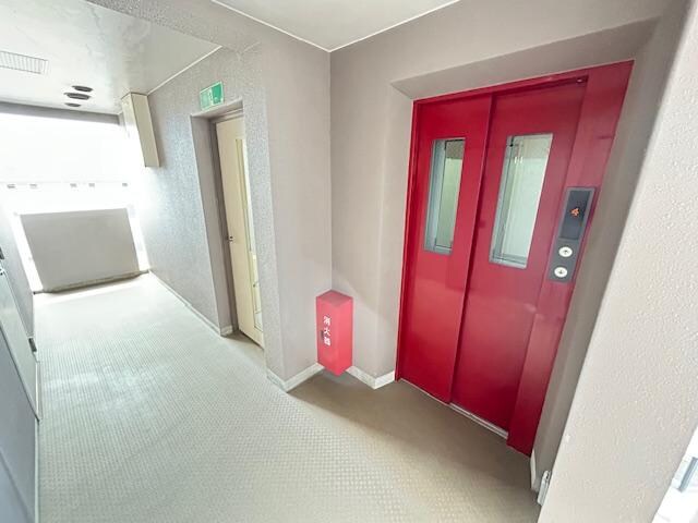 ハミングバード高松の物件外観写真