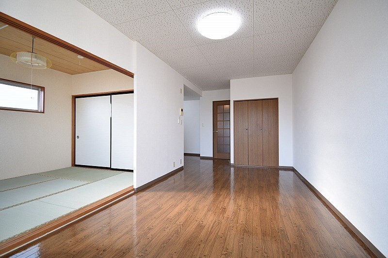 グランドヒルズ蓮美の物件内観写真