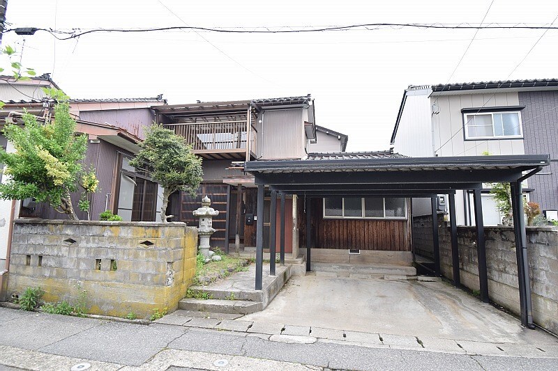 シープレーリー千石町Bの物件外観写真