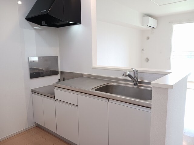 ソレイユ高岡IIの物件内観写真