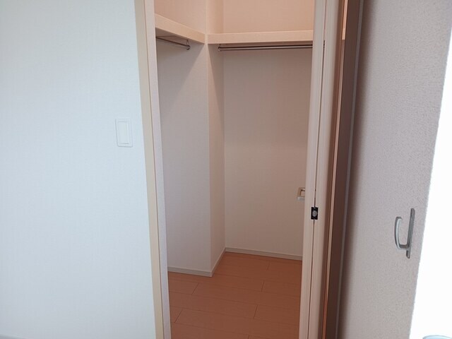 ソレイユ高岡IIの物件内観写真