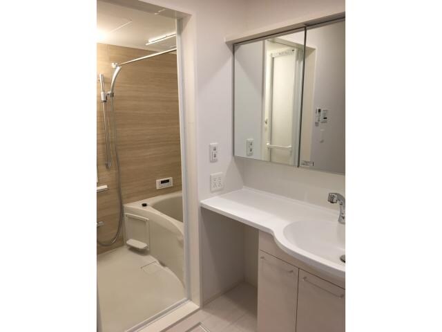 Ｌａｒｇｅ（ラルジュ）の物件内観写真