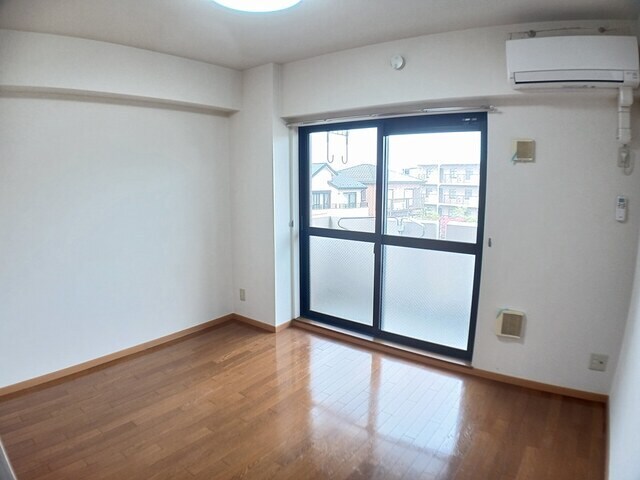 レフィナードＥの物件内観写真