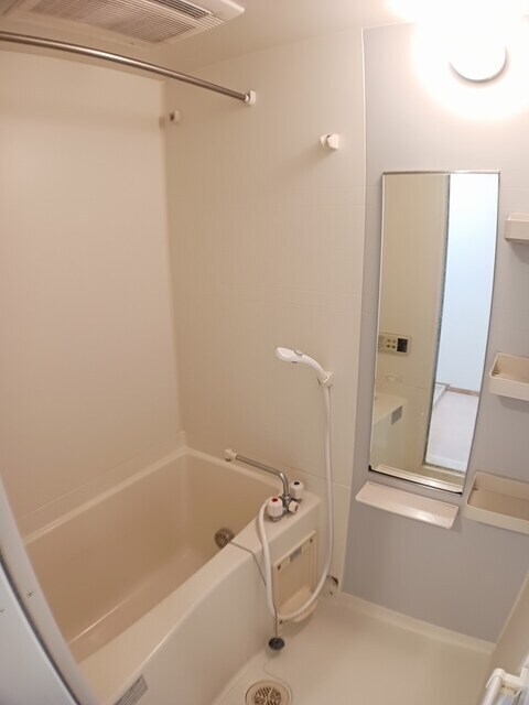 レフィナードＥの物件内観写真