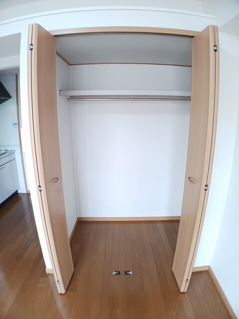 レフィナードＥの物件内観写真