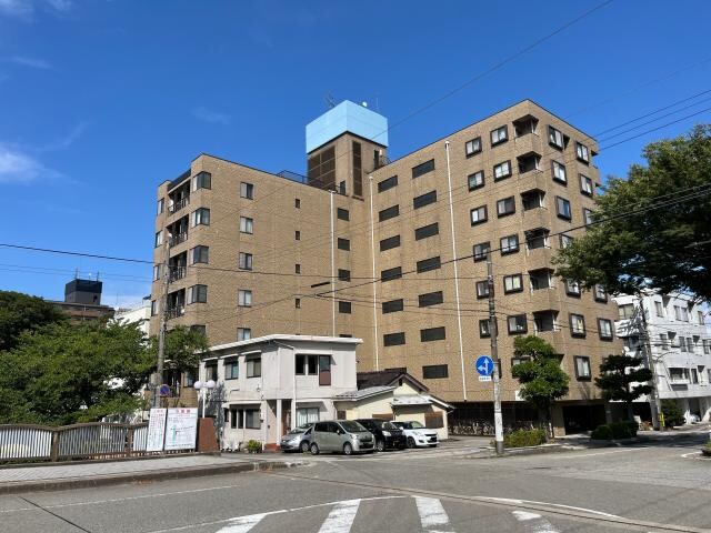 19リアライズ千歳の物件外観写真