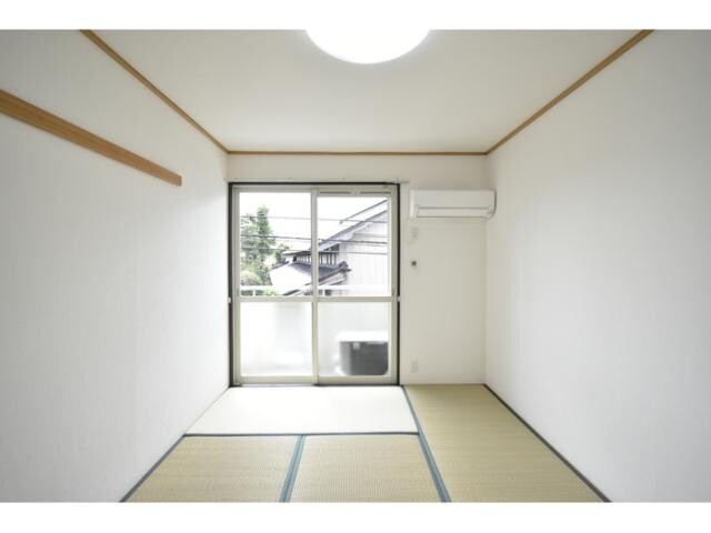 63サン・シャレー山室の物件内観写真