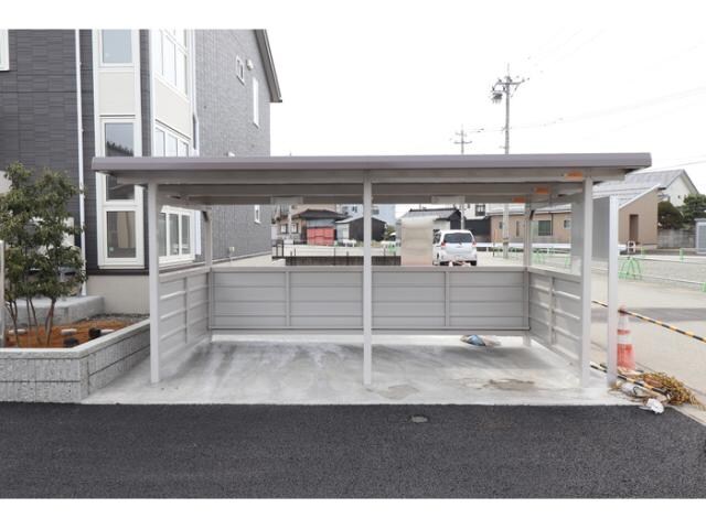 セレナーデ中川原新町の物件外観写真