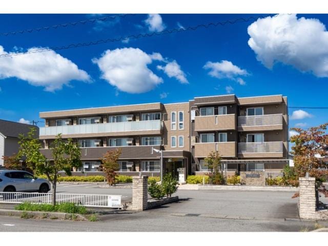 リヤン環水の物件外観写真