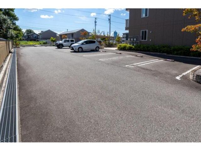 リヤン環水の物件外観写真