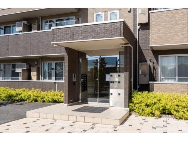 リヤン環水の物件外観写真