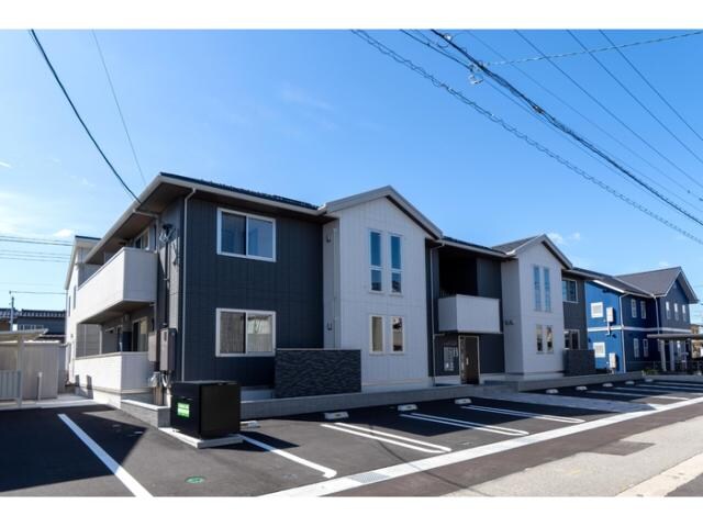 カーサ　ファミールの物件外観写真