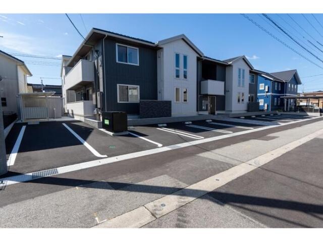 カーサ　ファミールの物件外観写真