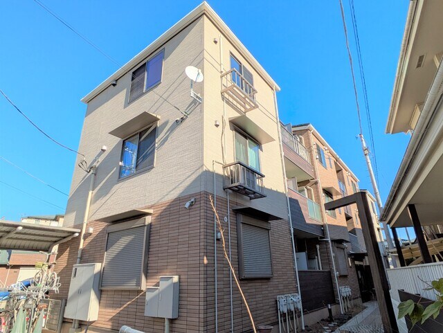 セレナＨの物件外観写真