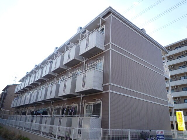 西船レジデンスの物件外観写真