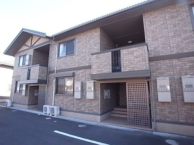 草薙駅 バス15分  弥生町下車：停歩2分 1階の物件外観写真