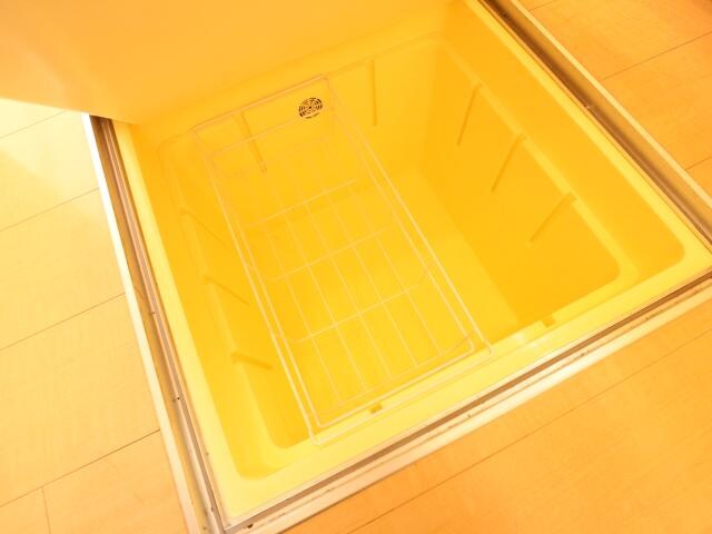 草薙駅 バス15分  弥生町下車：停歩2分 1階の物件内観写真