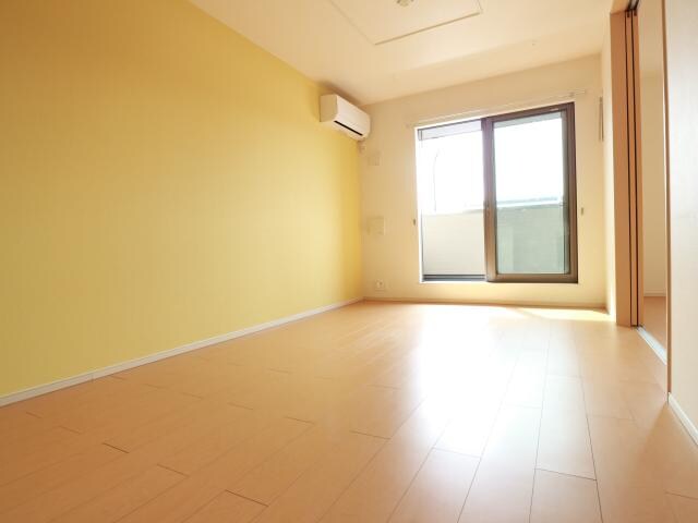 静岡県静岡市葵区瀬名6丁目ハイツ 2階の物件内観写真