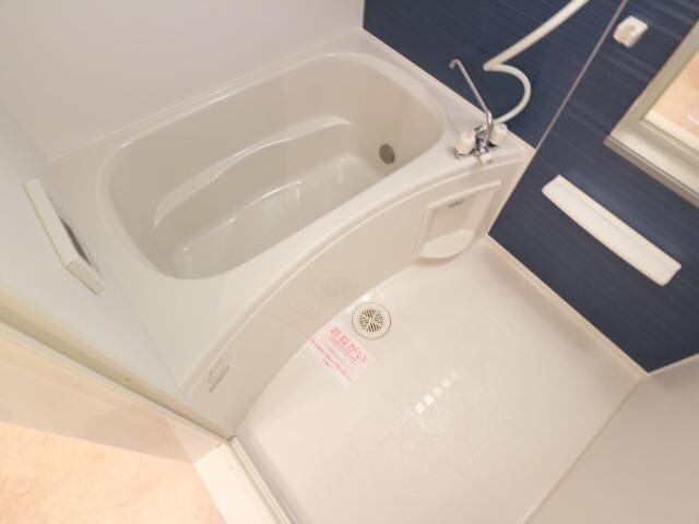 草薙駅 バス18分  瀬名新田下下車：停歩4分 2階の物件内観写真