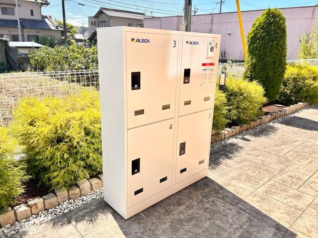 草薙駅 バス18分  瀬名新田下下車：停歩4分 2階の物件外観写真