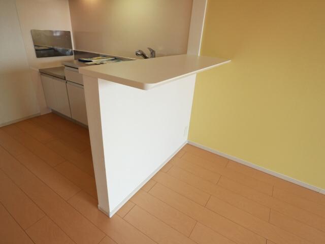 草薙駅 バス18分  瀬名新田下下車：停歩4分 2階の物件内観写真