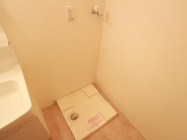 草薙駅 バス18分  瀬名新田下下車：停歩4分 2階の物件内観写真