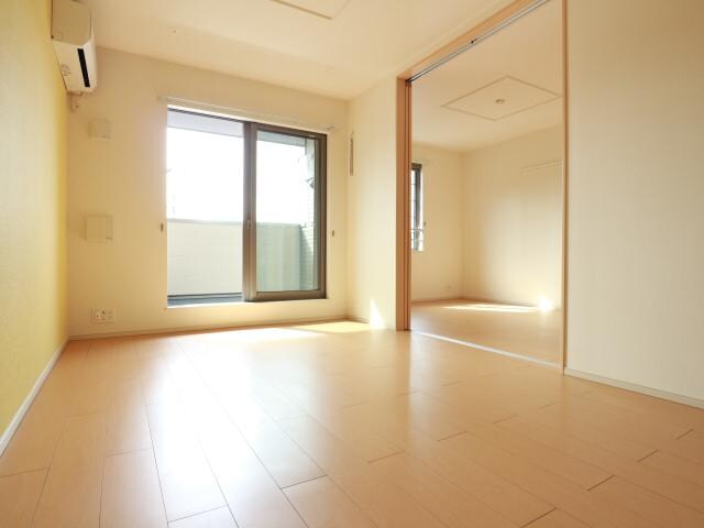 草薙駅 バス18分  瀬名新田下下車：停歩4分 2階の物件内観写真