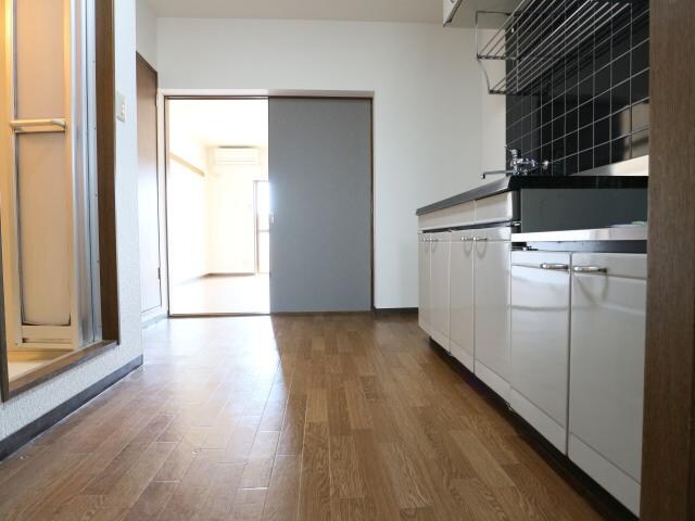 狐ケ崎駅 徒歩15分 1階の物件内観写真