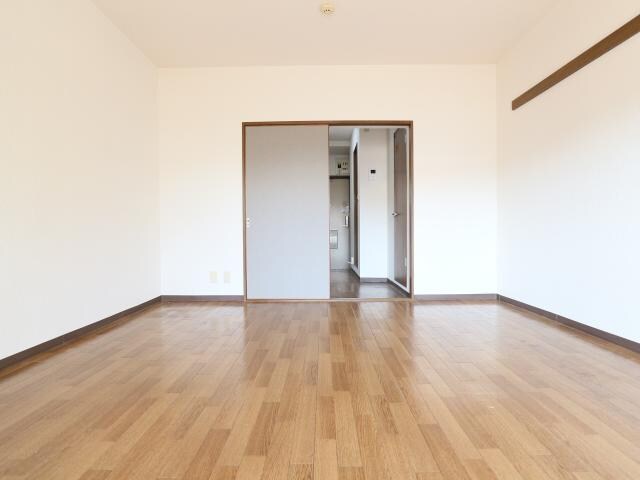 狐ケ崎駅 徒歩15分 1階の物件内観写真