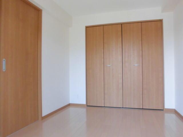 医生ケ丘ヴァレンシアAの物件内観写真