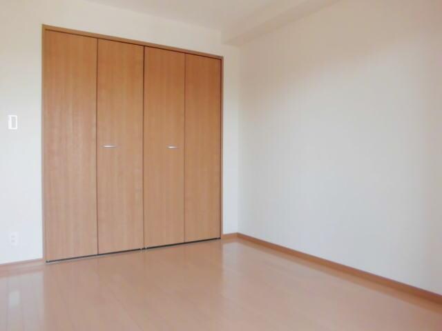 医生ケ丘ヴァレンシアAの物件内観写真