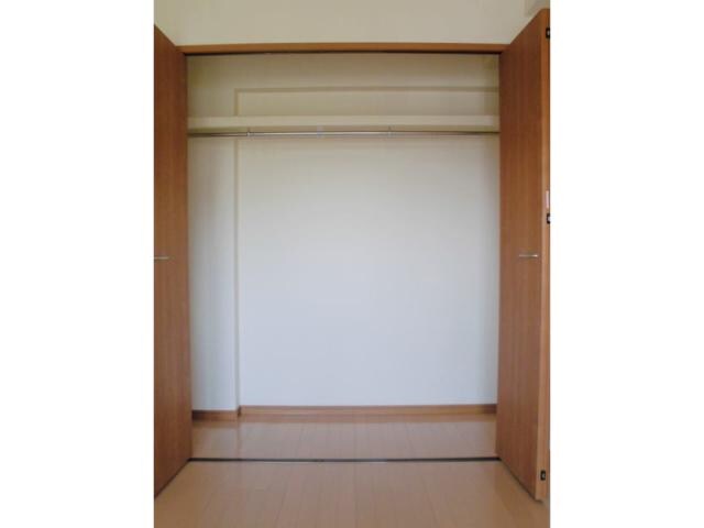 医生ケ丘ヴァレンシアAの物件内観写真