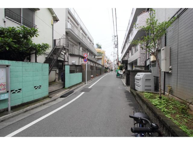 東中野駅 徒歩11分 1階の物件外観写真