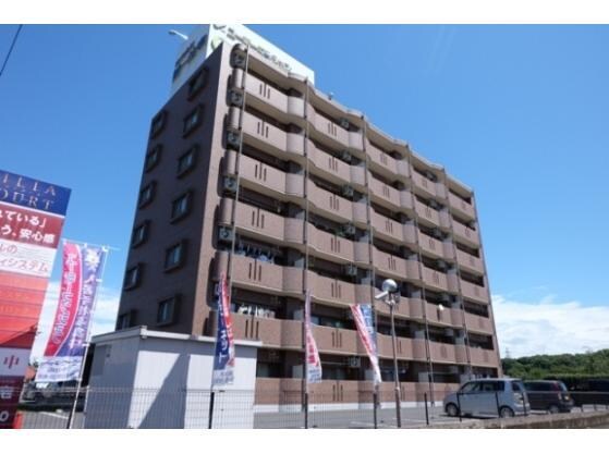 リリアコートの物件外観写真