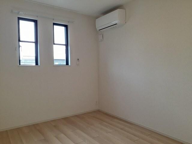 グルックスドルフⅡの物件内観写真